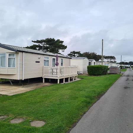 127Cs Hoburne Naish Holiday Park Хайклиф Екстериор снимка