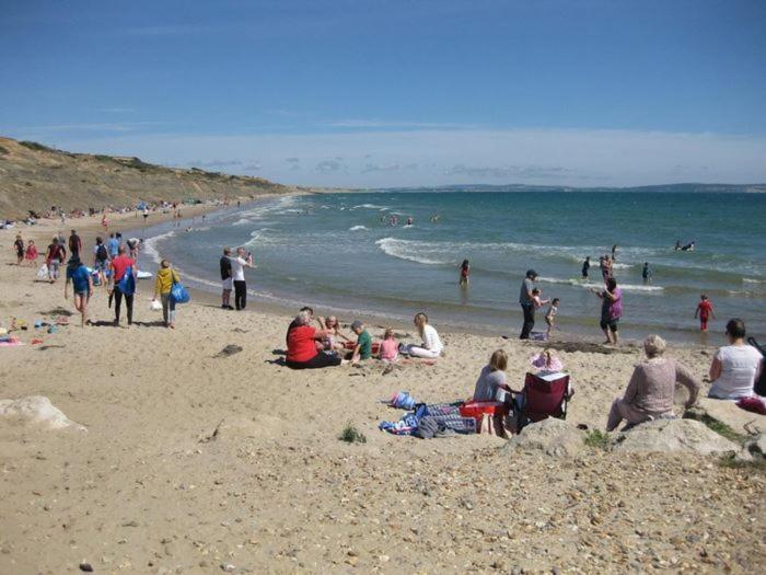 127Cs Hoburne Naish Holiday Park Хайклиф Екстериор снимка
