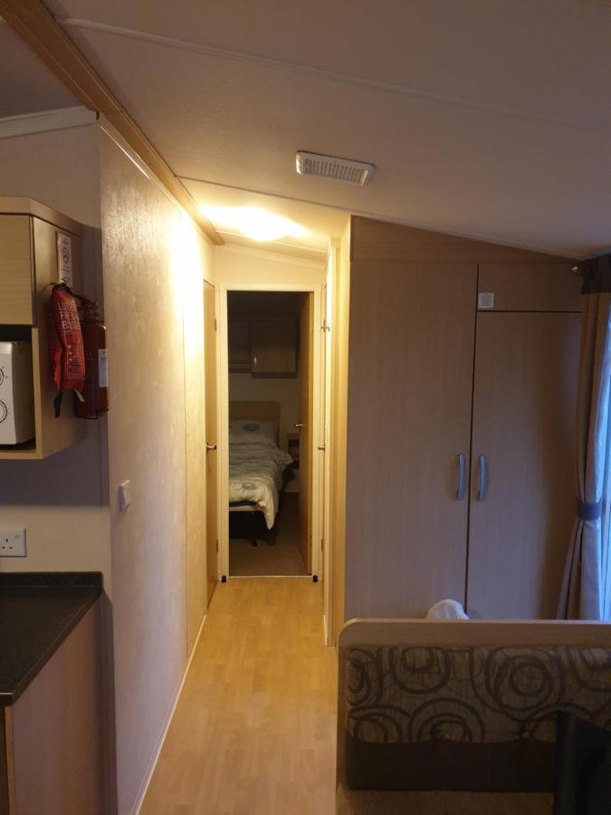 127Cs Hoburne Naish Holiday Park Хайклиф Екстериор снимка
