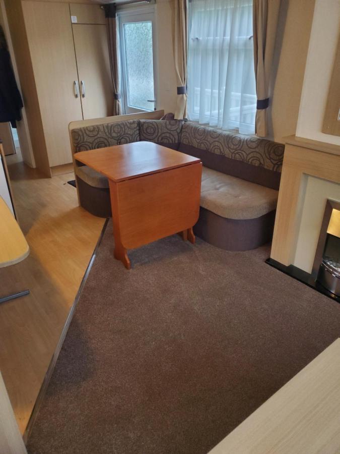 127Cs Hoburne Naish Holiday Park Хайклиф Екстериор снимка