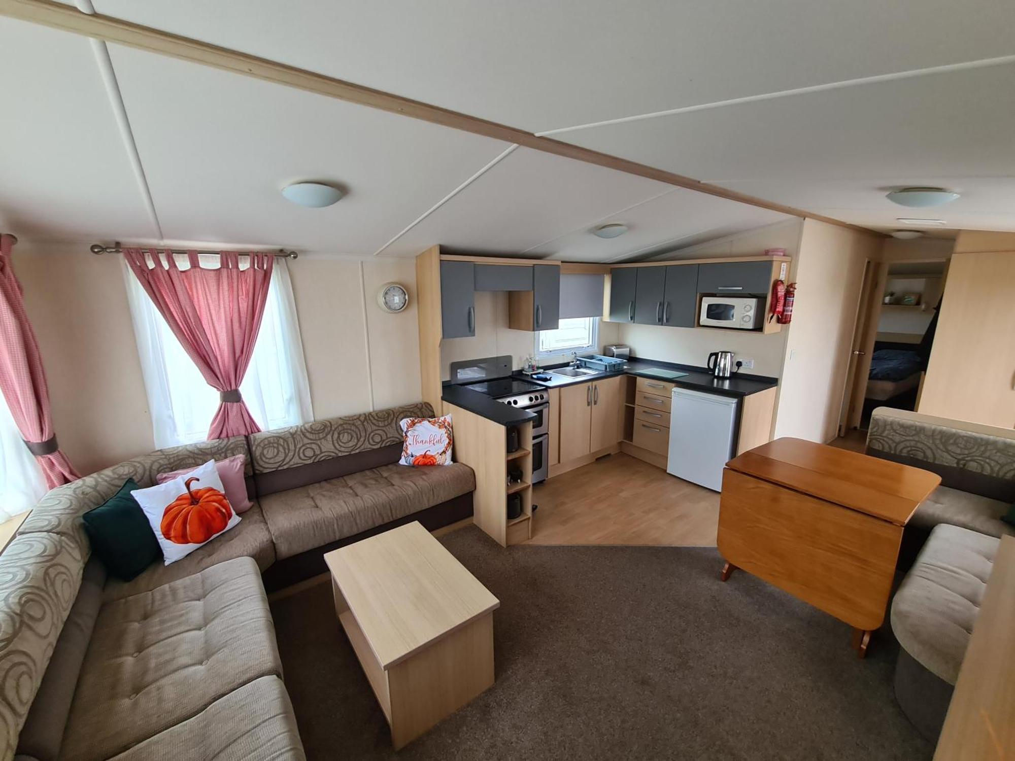 127Cs Hoburne Naish Holiday Park Хайклиф Екстериор снимка